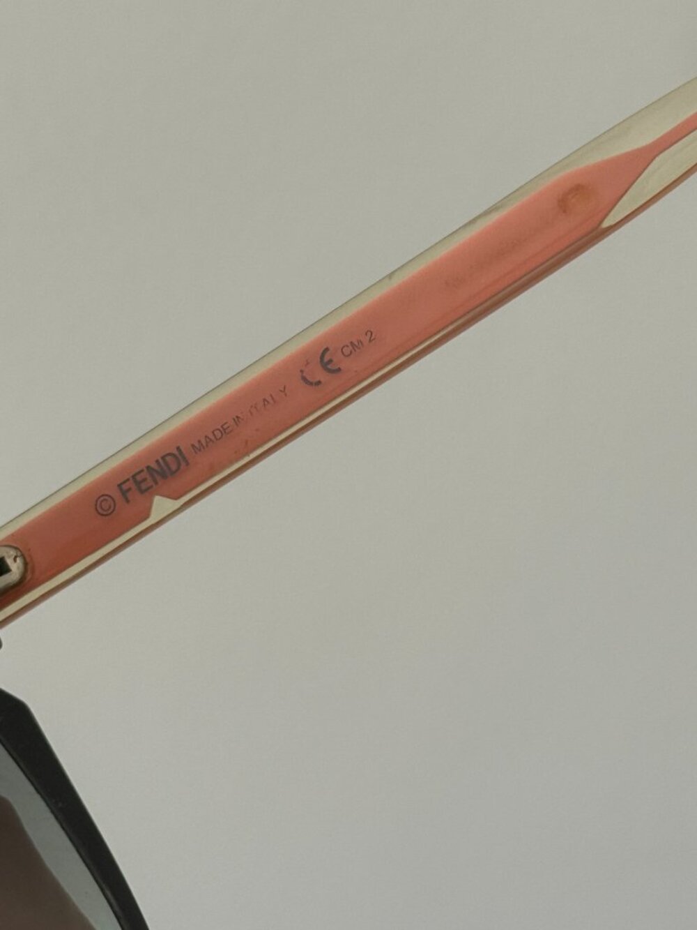 FENDI Sunglasses - Picture 7 of 8
